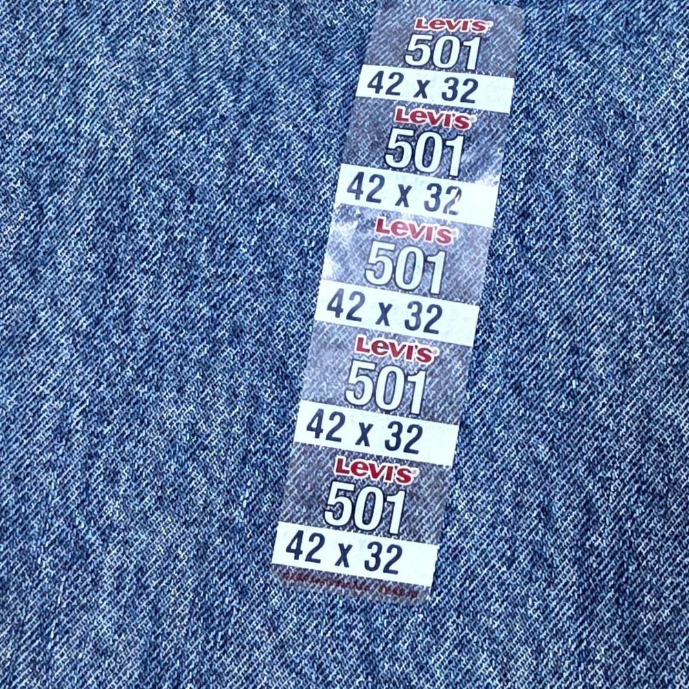 Levi's 501 Original Fit Jeans Mens 42x32 Blue Straight Leg Button Fly 005010193